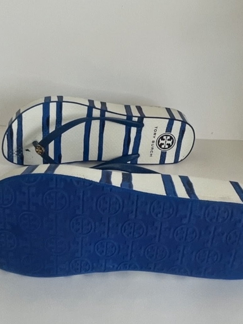 Tory Burch Blue & White Stripe Men’s Bag - Picture 9 of 9